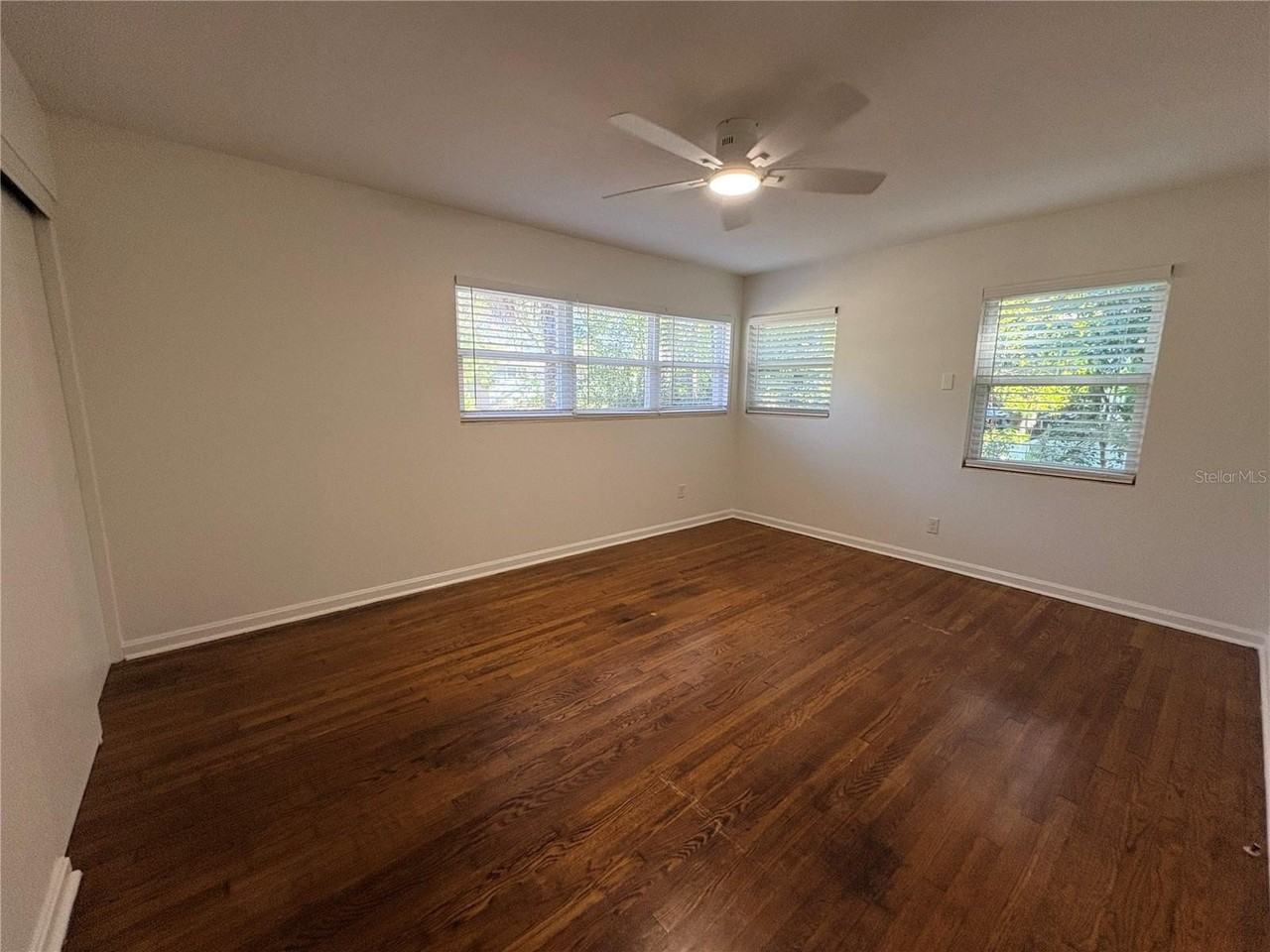 538 Nw 35th St - Photo 7 of 8