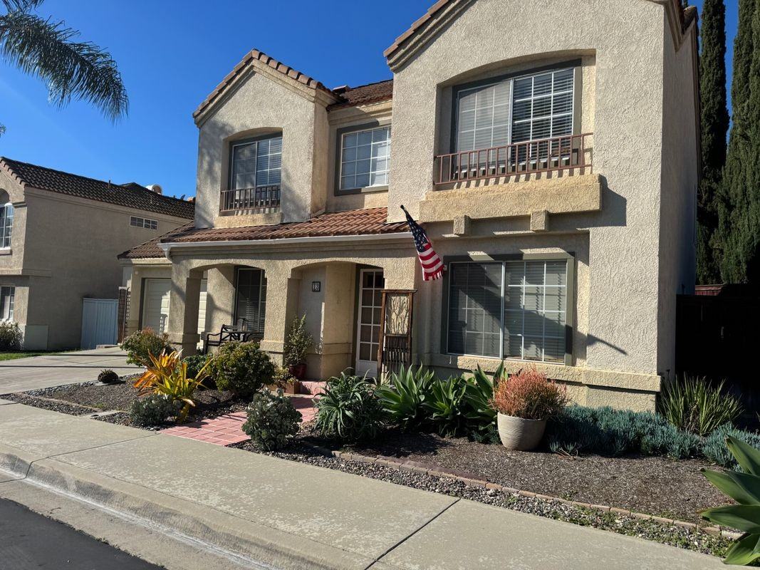 13 Channel Island St - Photo 2 of 8