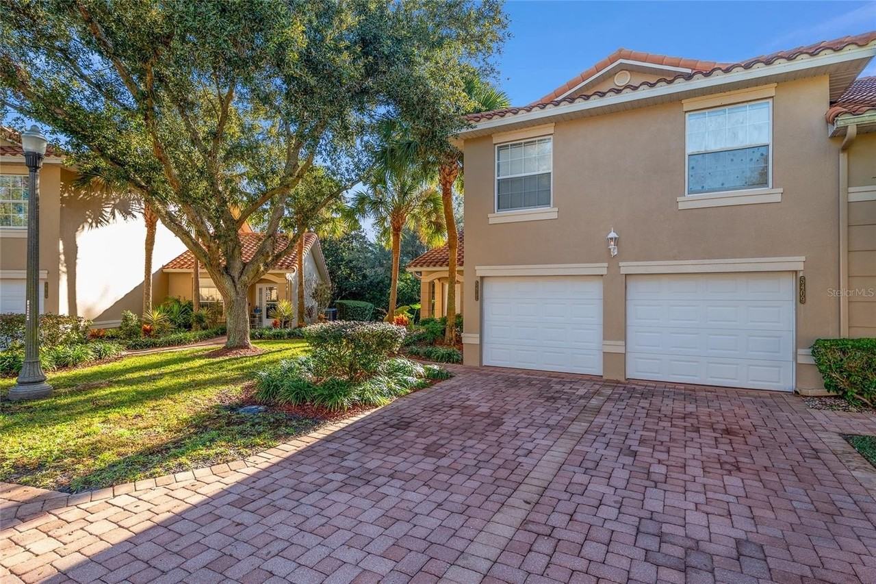 5411 Admiral Way #4-101 - Photo 2 of 50