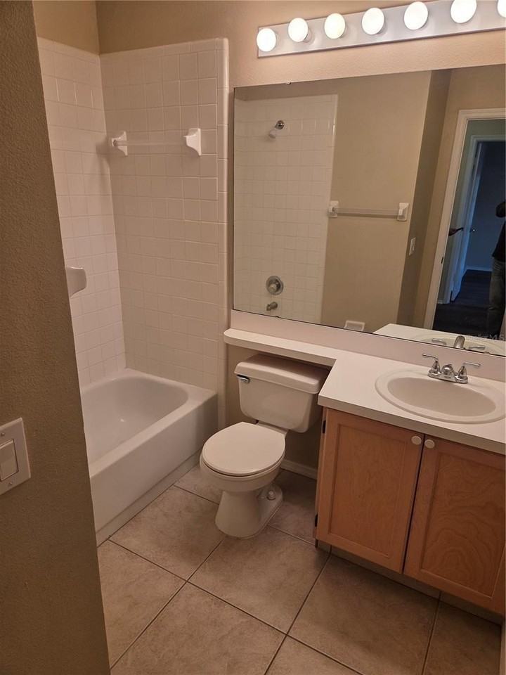 14520 Laguna Beach Cir - Photo 5 of 31