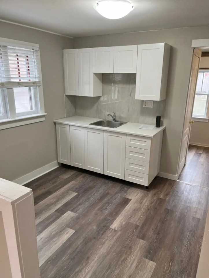 58 Reaume Ave - Photo 2 of 11