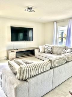 1264 Regal King Dr #1 - Photo 4 of 22