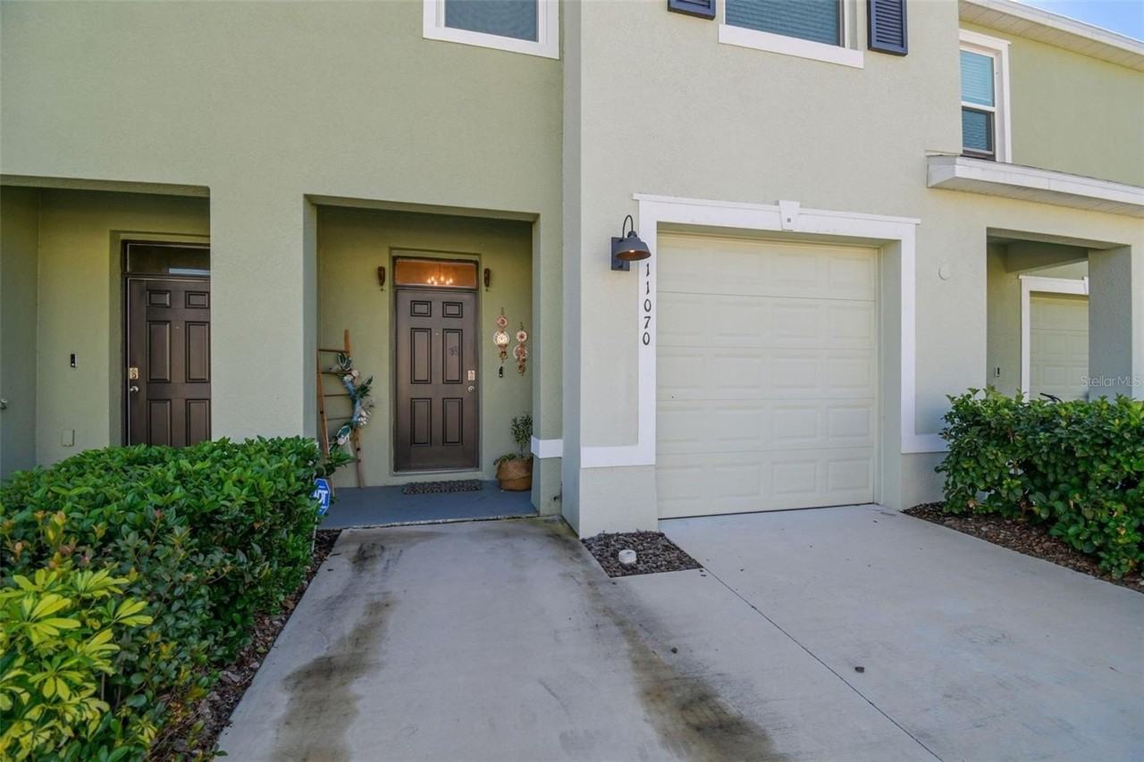 11070 Crescent Deer Dr - Photo 4 of 50