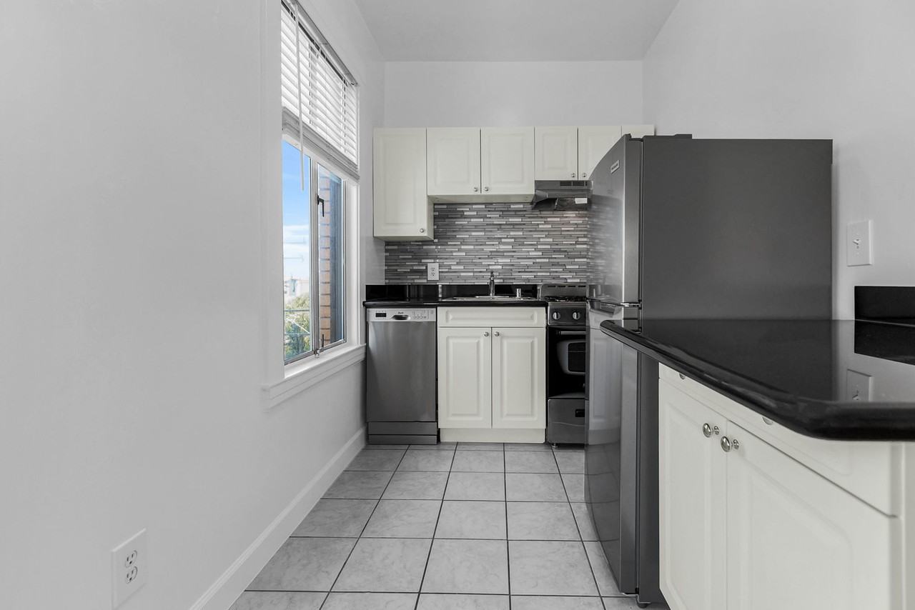 11 Dolores - Photo 4 of 21