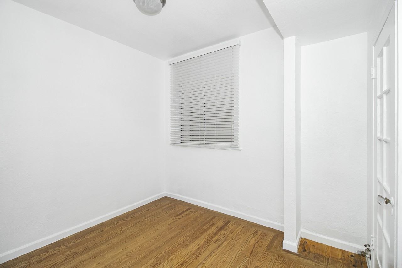 721 Geary - Photo 6 of 23