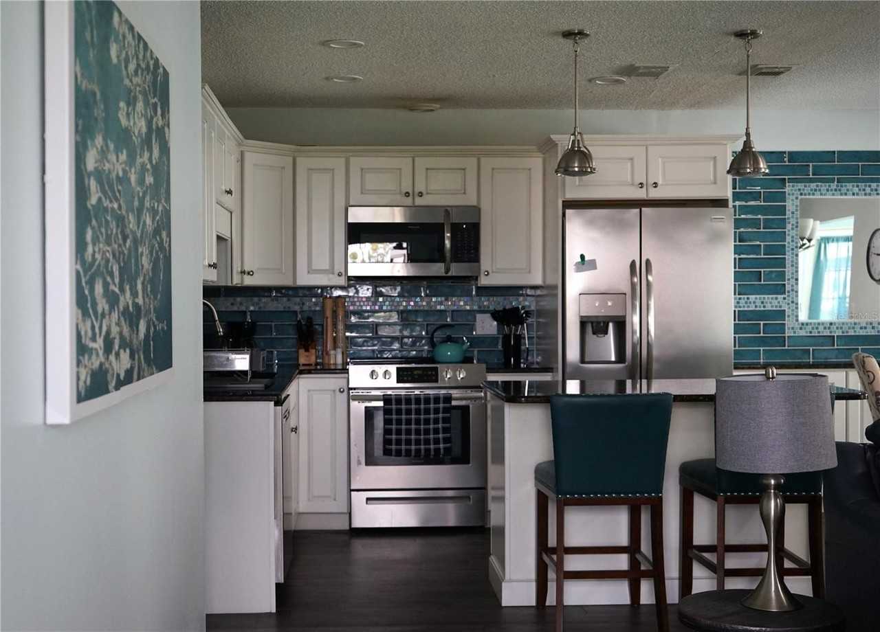 306 Fowling Ct Unit B - Photo 6 of 50