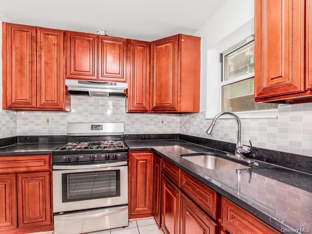 661 Sagamore St Unit 3m #3M - Photo 3 of 11