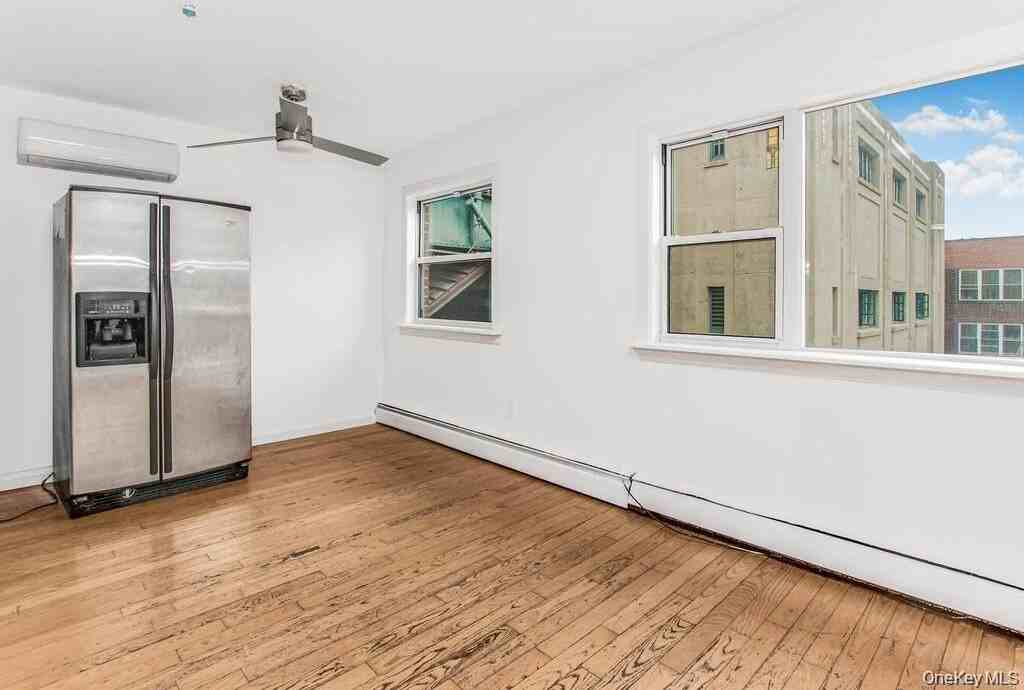 661 Sagamore St Unit 3m #3M - Photo 7 of 11