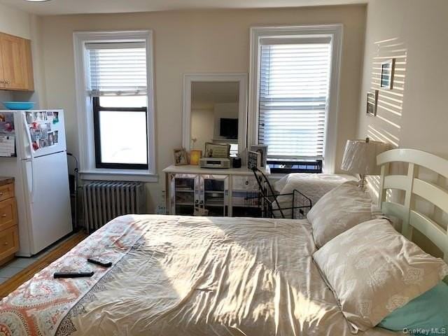 65 Lincoln Blvd Apt D17 #D17 - Photo 4 of 15