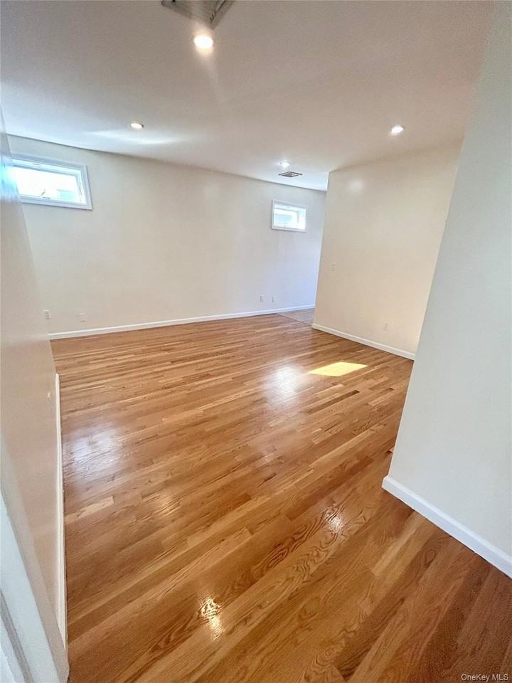 32 Main St Unit 3 #3 - Photo 6 of 6