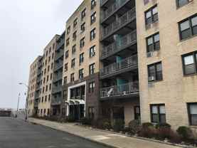 25 Franklin Blvd Apt 4p #4P - Photo 1 of 1