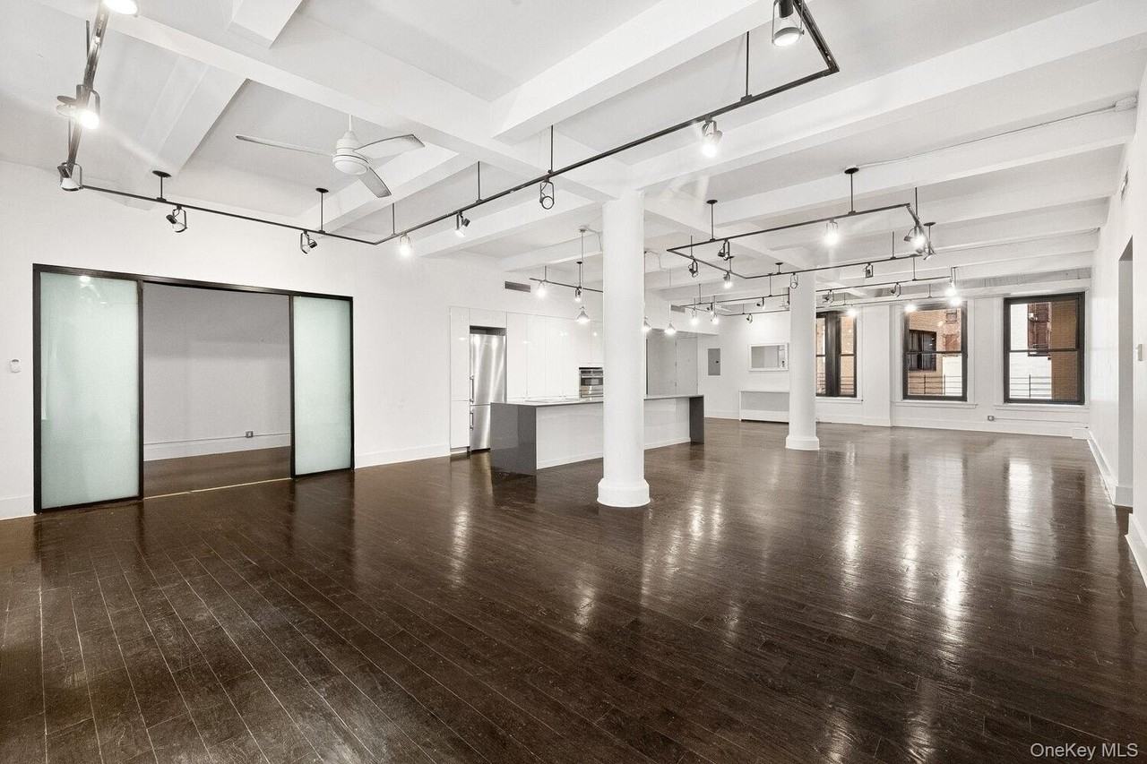 165 William St Apt 2 #2 - Photo 2 of 10