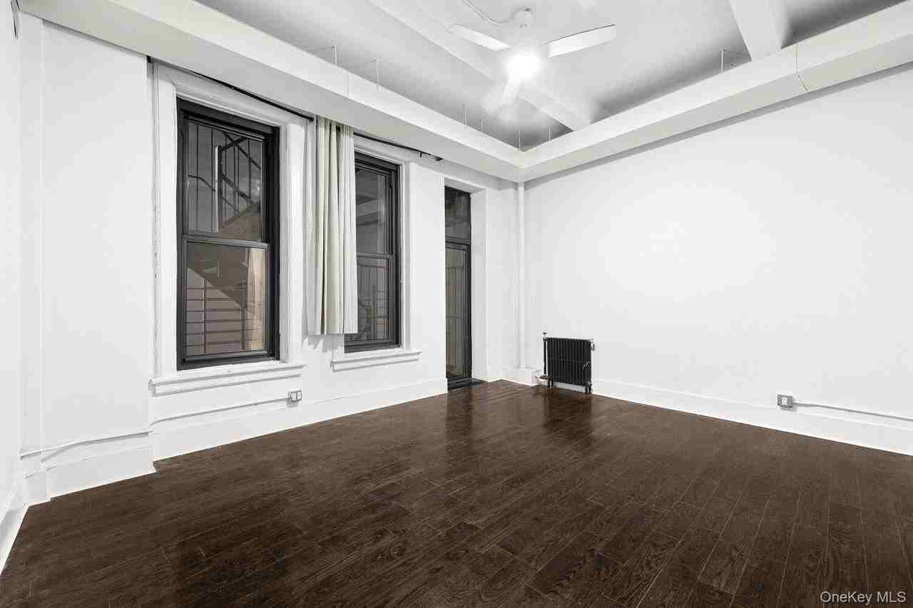 165 William St Apt 2 #2 - Photo 5 of 10