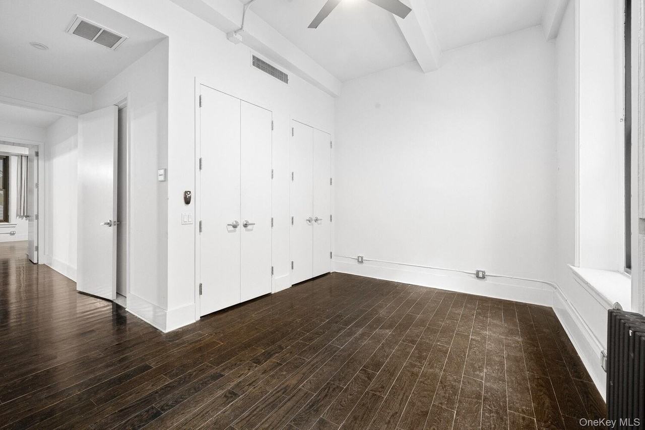 165 William St Apt 2 #2 - Photo 7 of 10