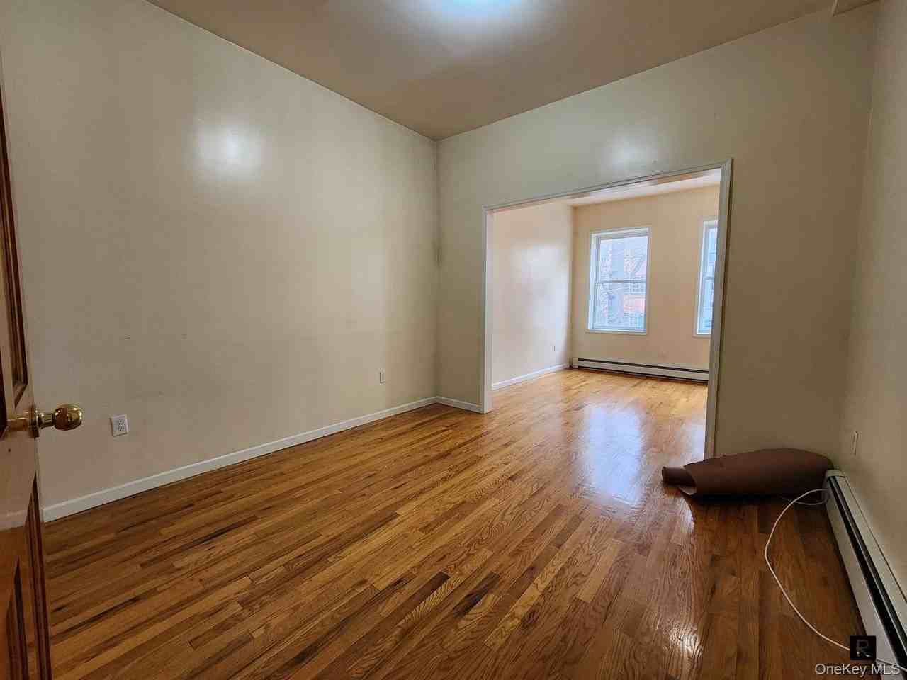 21 Stanhope St Unit 2 #2 - Photo 4 of 8