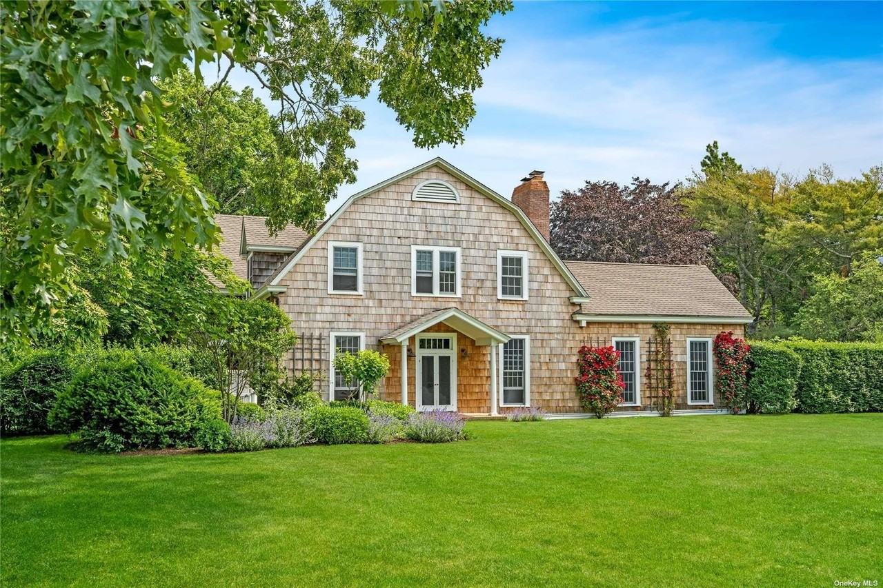 5 Shinnecock Rd - Photo 2 of 35