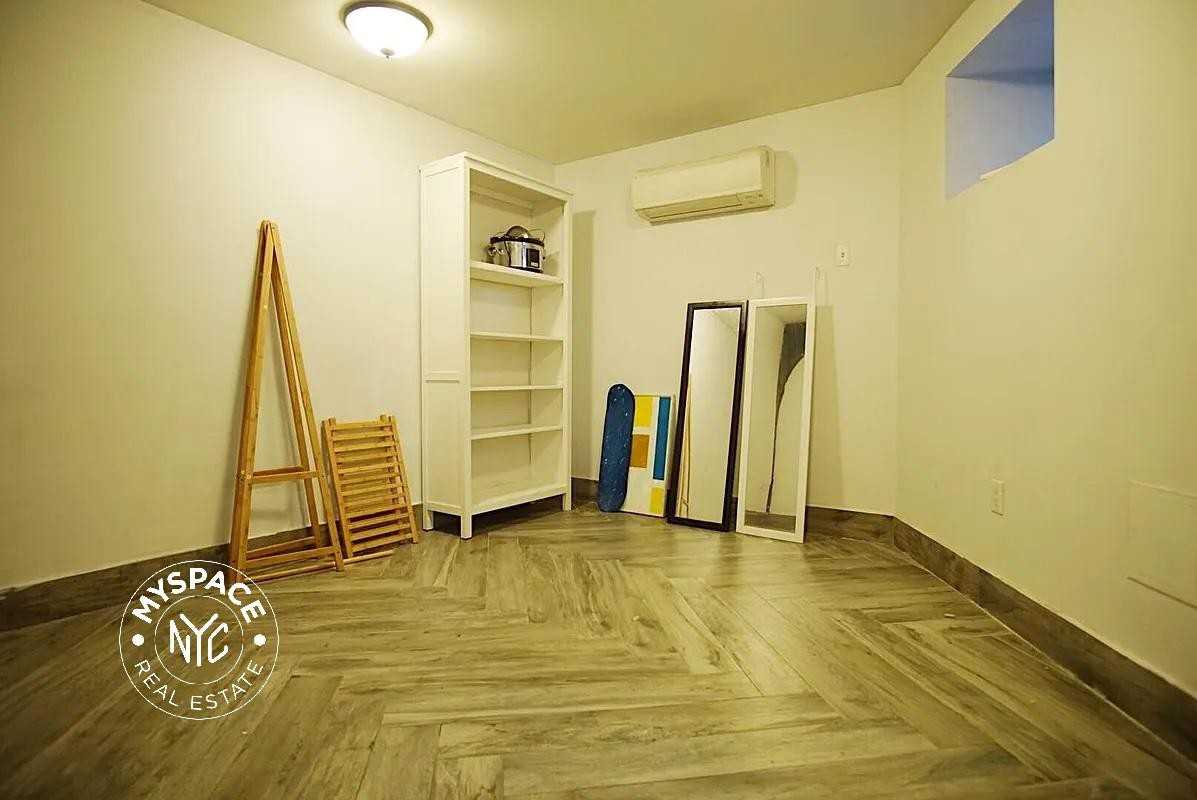 129 Putnam Ave #bsmt - Photo 2 of 6