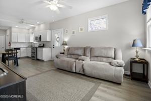 featured image of 488 2nd Ave Unit Rear #REAR