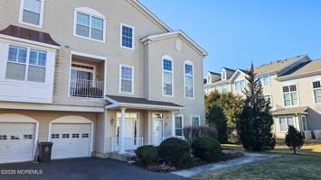featured image of 51 Farrah Dr Unit 1611 #1611