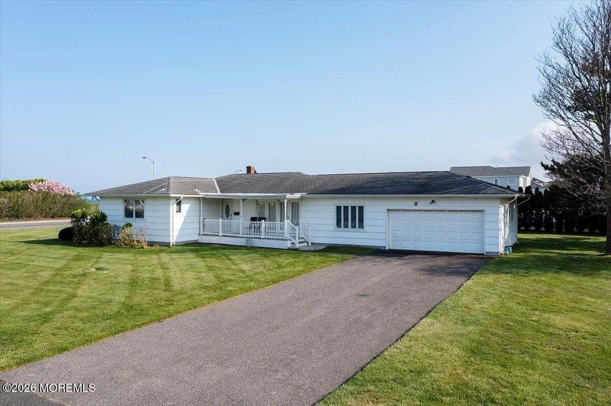 8 Pullman Ave - Photo 2 of 50