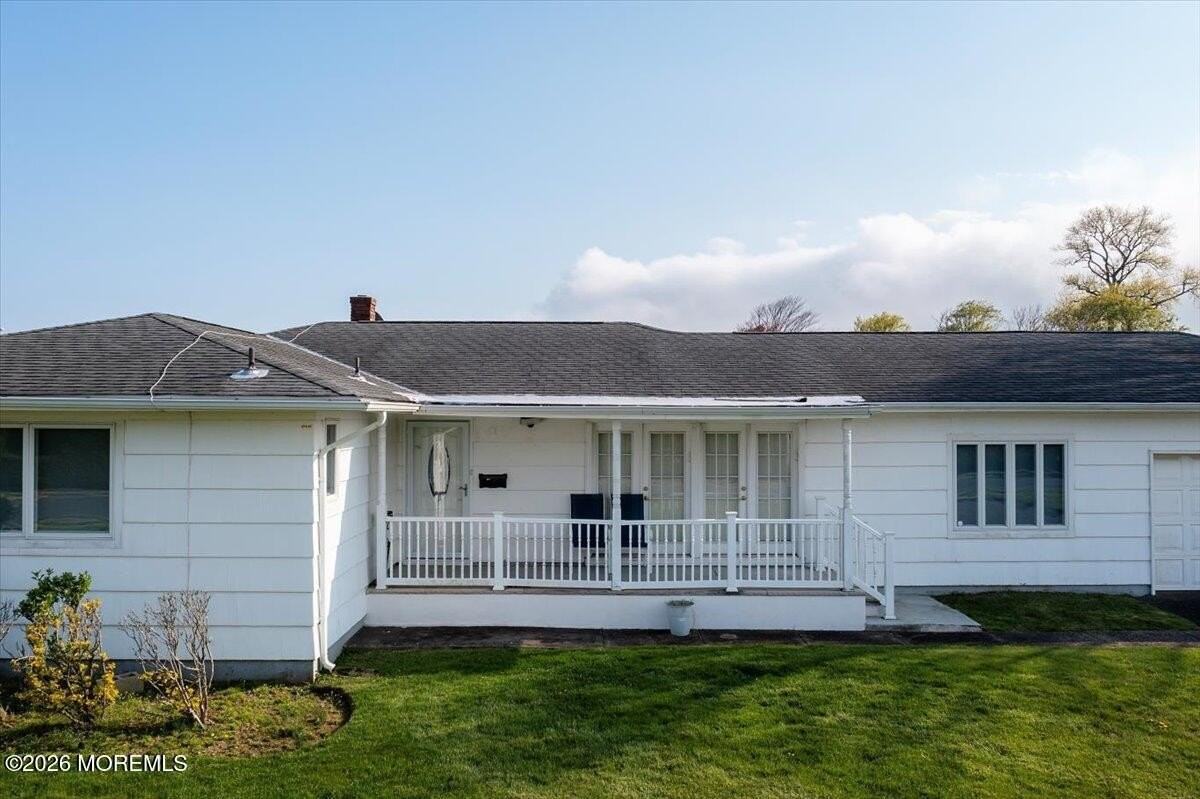 8 Pullman Ave - Photo 4 of 50