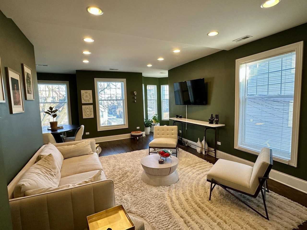 1714 N Lawndale Ave Unit 2 #2 - Photo 3 of 18