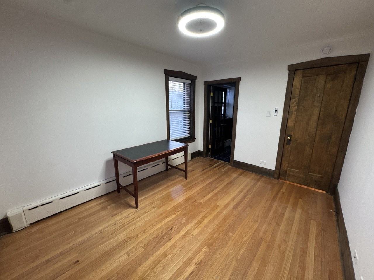 2437 W North Shore Ave Unit 2 #2 - Photo 5 of 14