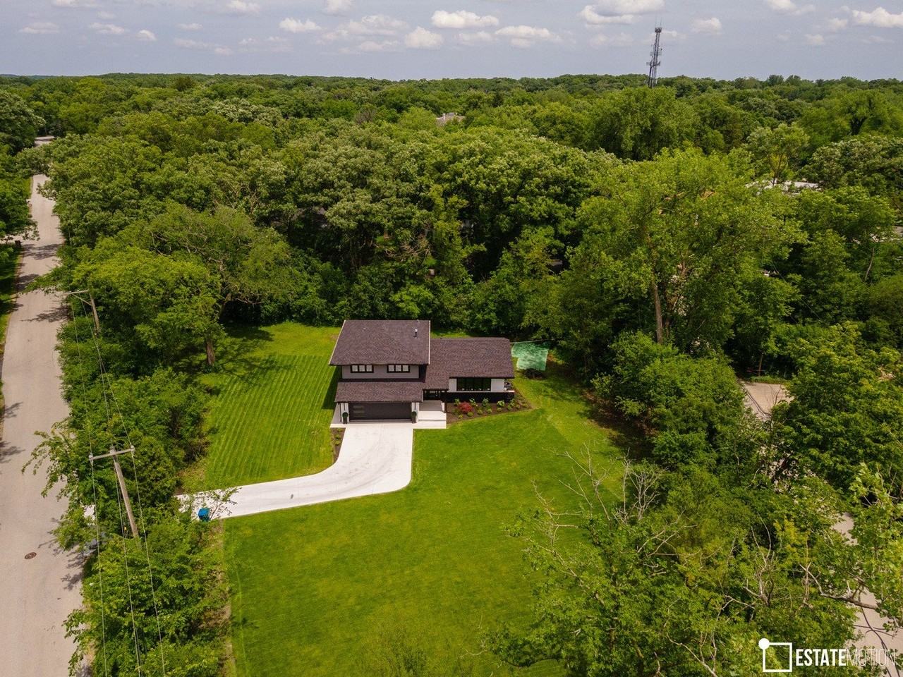 12407 S 91st Ave - Photo 4 of 50