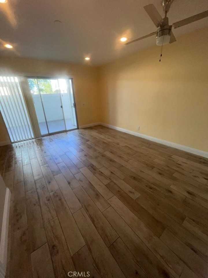 37 Abbeywood Ln - Photo 3 of 4