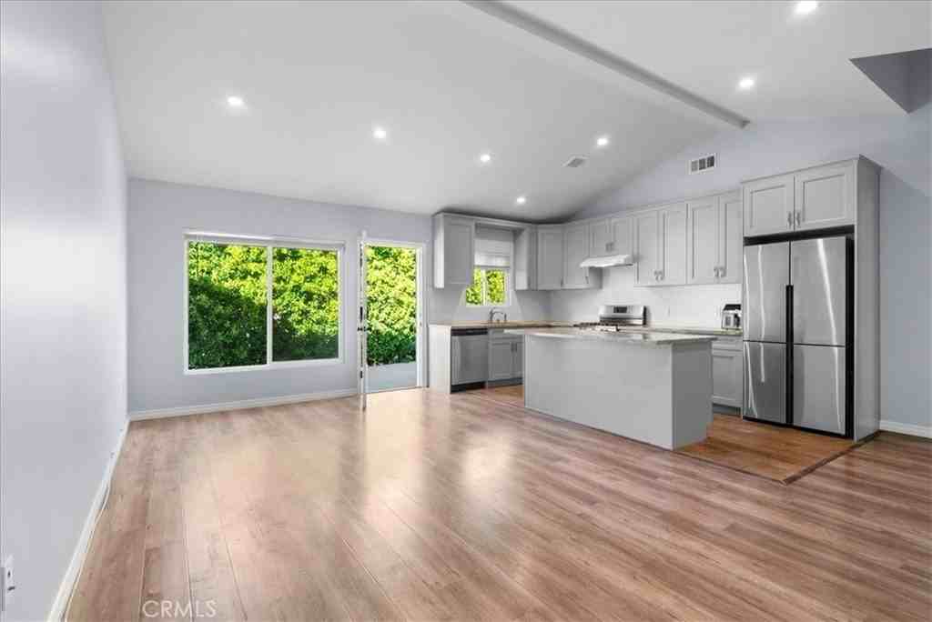 24446 Martha St - Photo 2 of 22