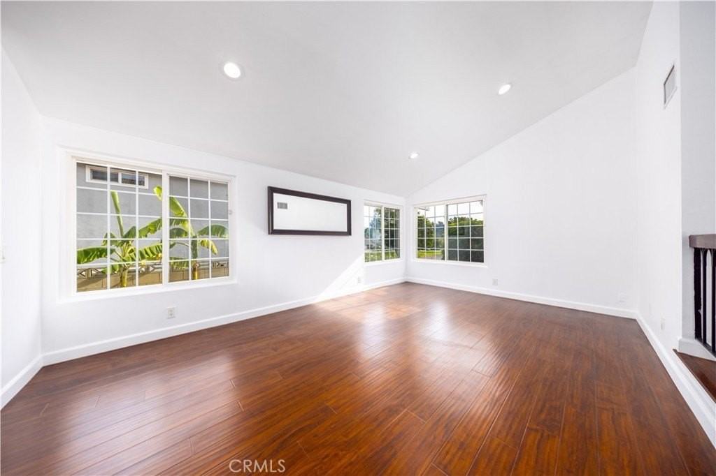 22855 Ironbark Dr - Photo 3 of 18