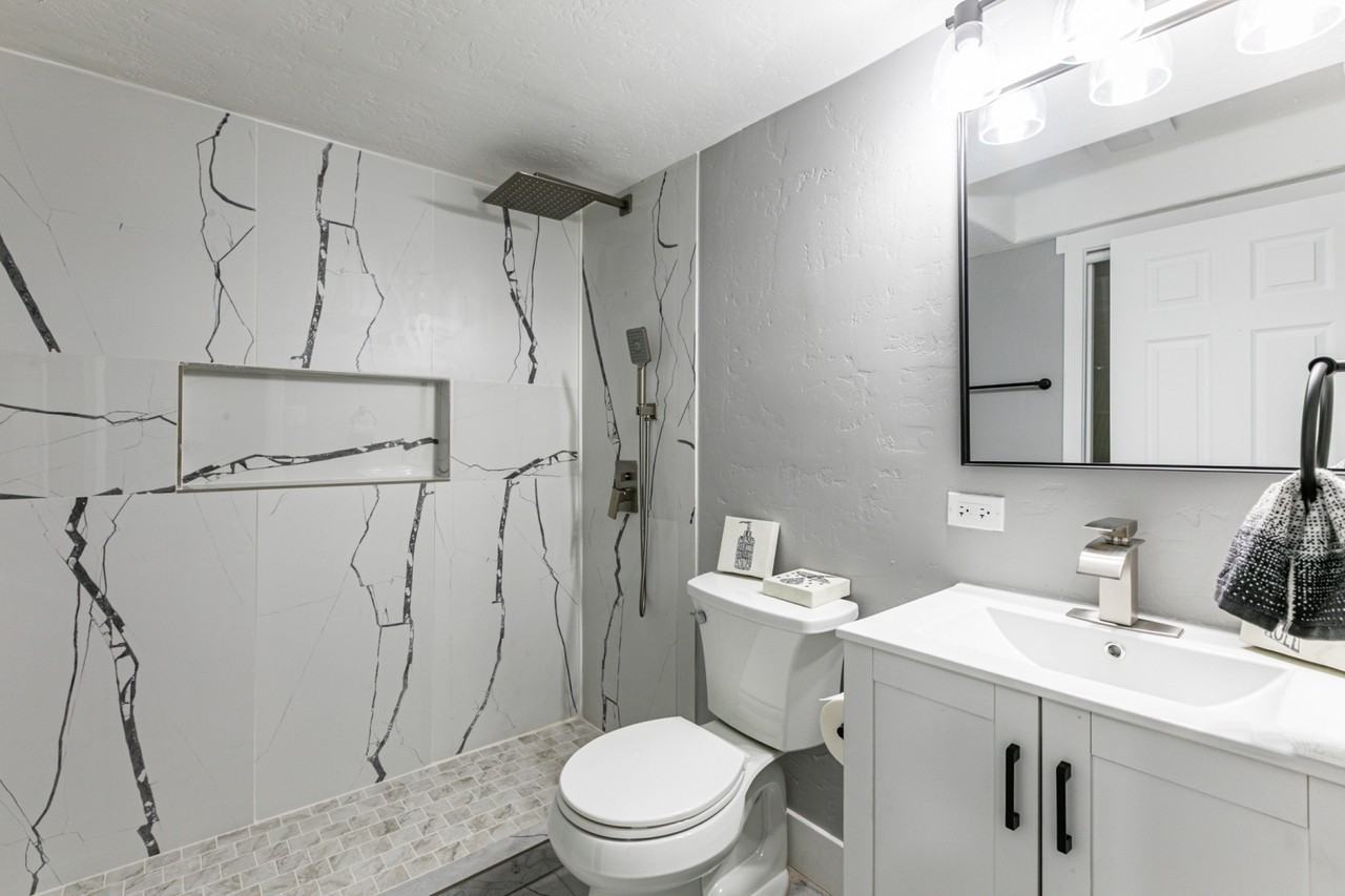 1627 Ne - Photo 4 of 6