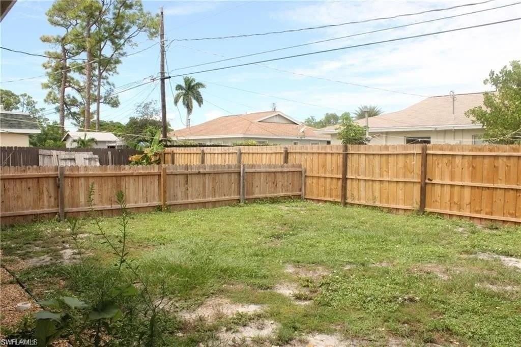 4407 Thomasson Ln - Photo 3 of 3