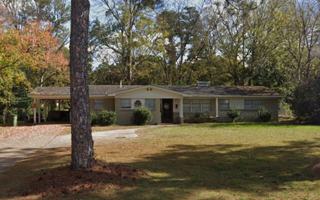 featured image of 2633 Ashlawn Dr #1