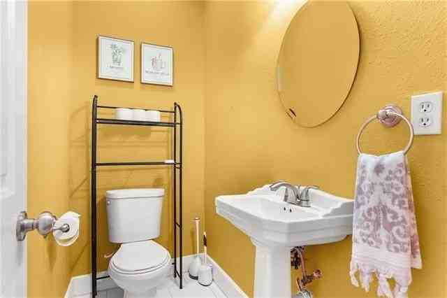 3425 Dauphine St - Photo 6 of 13