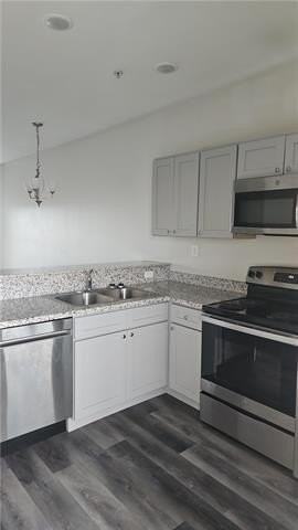 4504 Pontchartrain Dr #2E - Photo 5 of 12