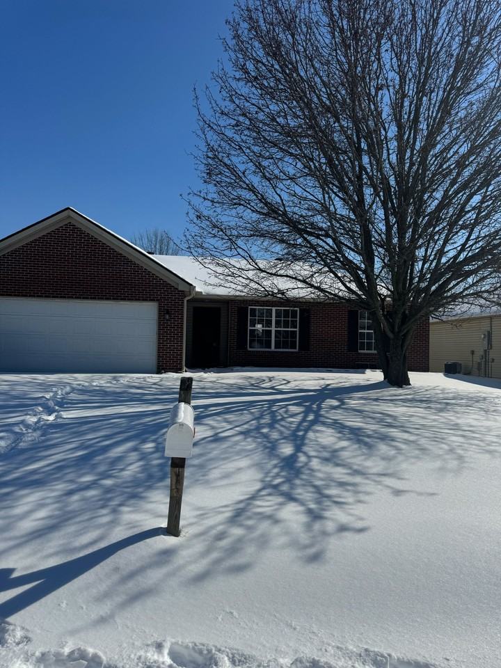 2573 Landing Ter #1 - Photo 3 of 4