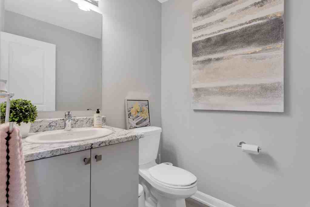 2030 Caltra Crescent - Photo 5 of 28