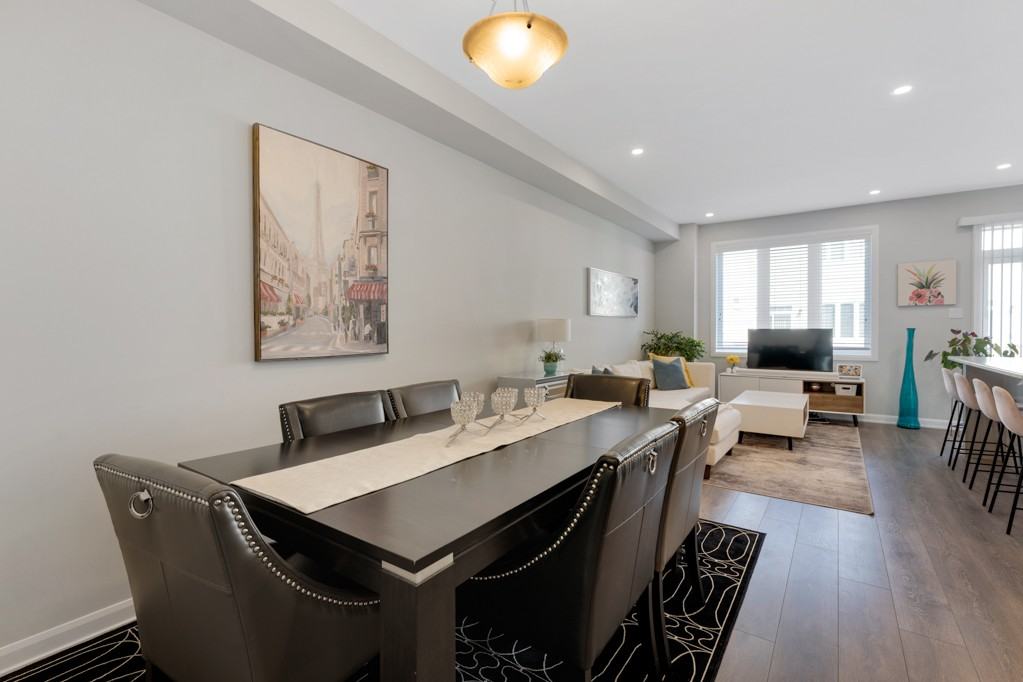 2030 Caltra Crescent - Photo 6 of 28