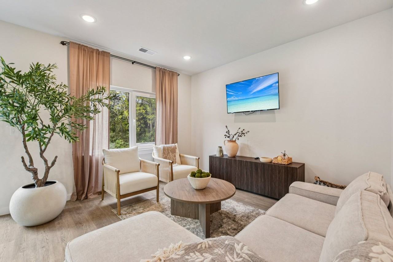 Brand-New Luxury Townhomes | Move-In Ready! - Photo 4 of 47