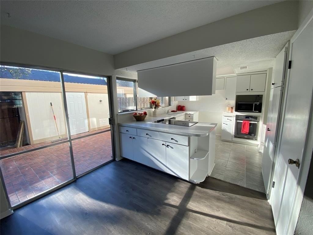 410 Westview Ter - Photo 5 of 26