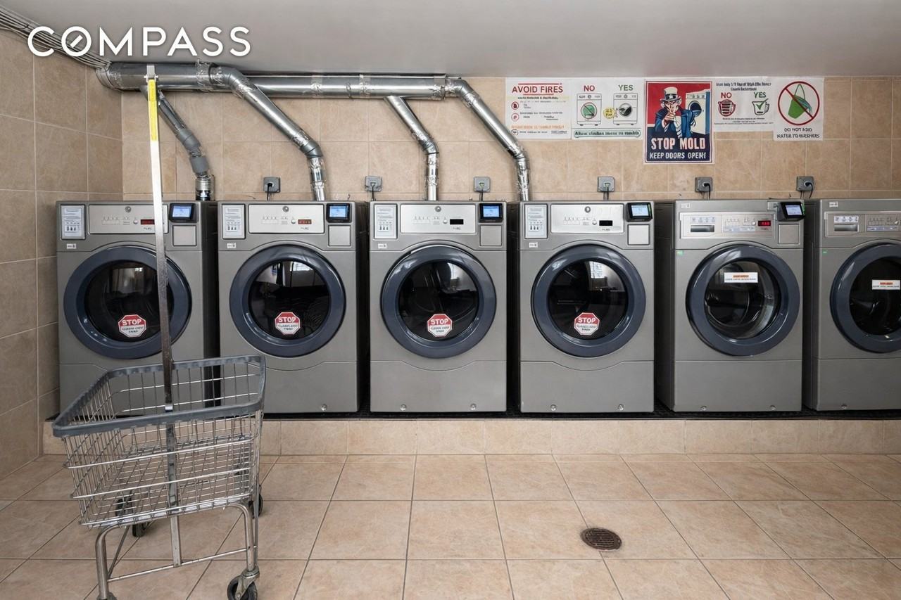 99 Kingsland Ave #307 - Photo 7 of 8