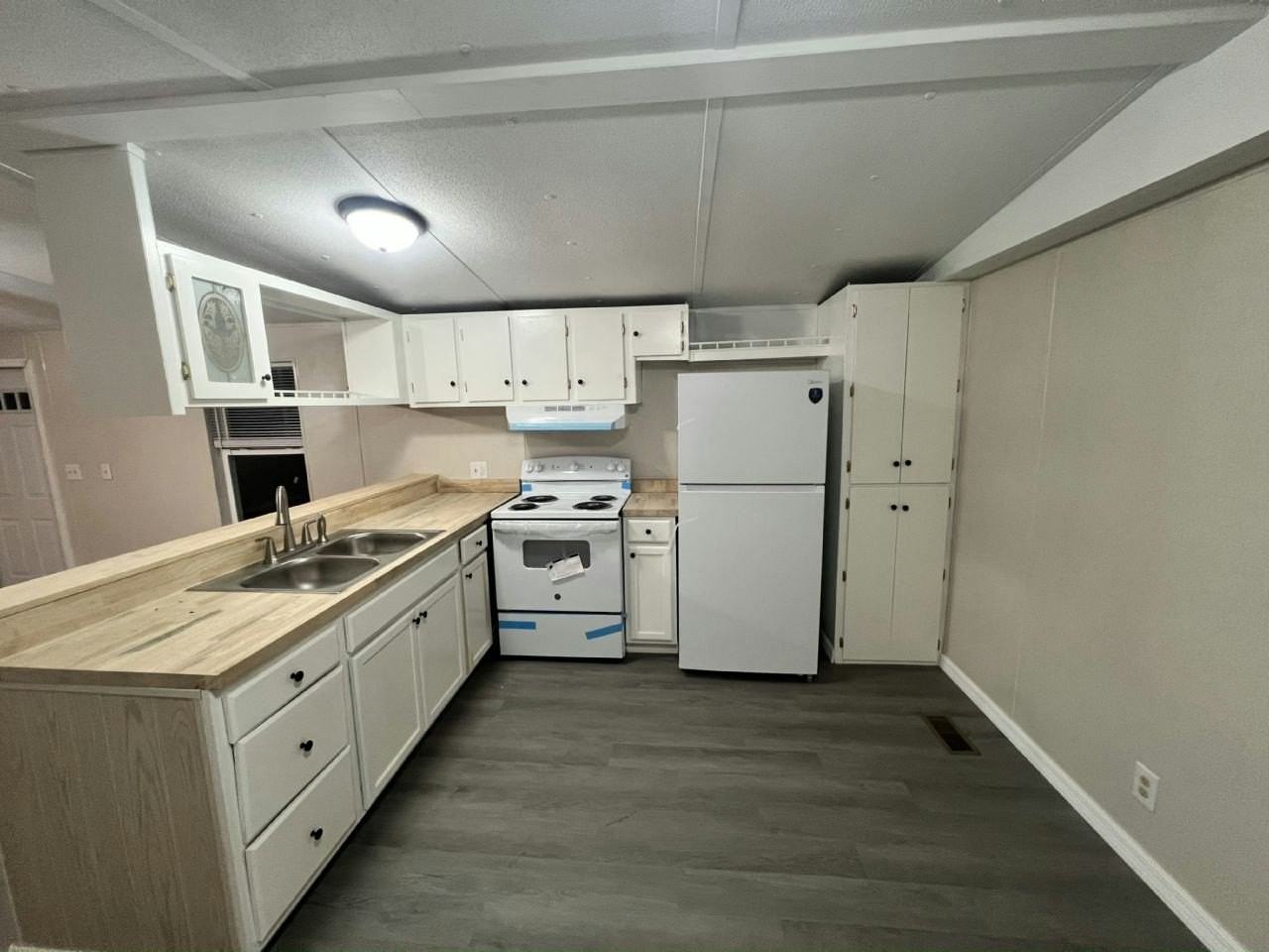 71A Tower Manor Cir E #71A - Photo 4 of 16