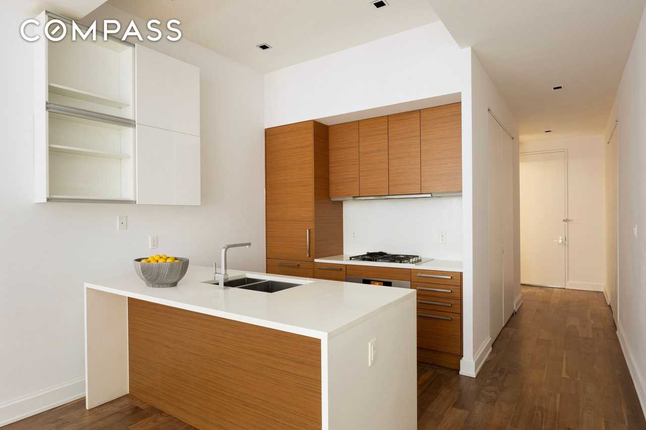 140 W 22nd St #2B - Photo 4 of 10