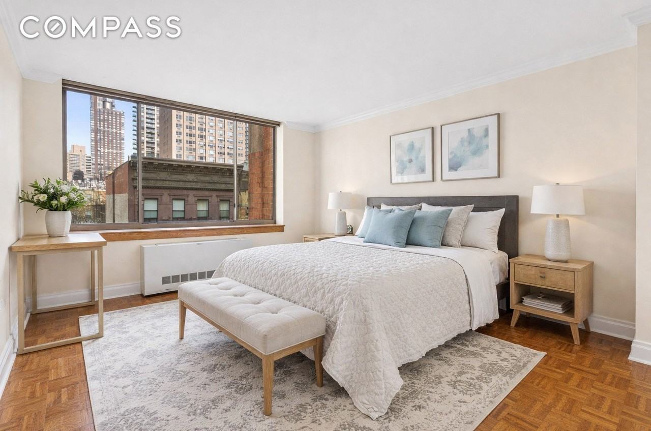 350 E 82nd St #5J - Photo 3 of 9