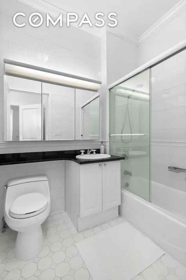 350 E 82nd St #5J - Photo 4 of 9