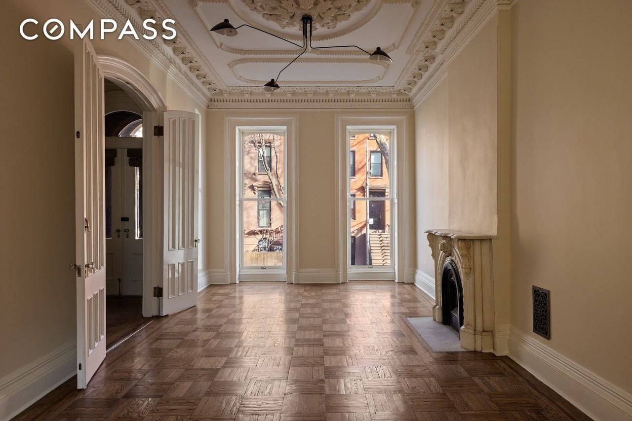 216 Carlton Ave #TH - Photo 2 of 16