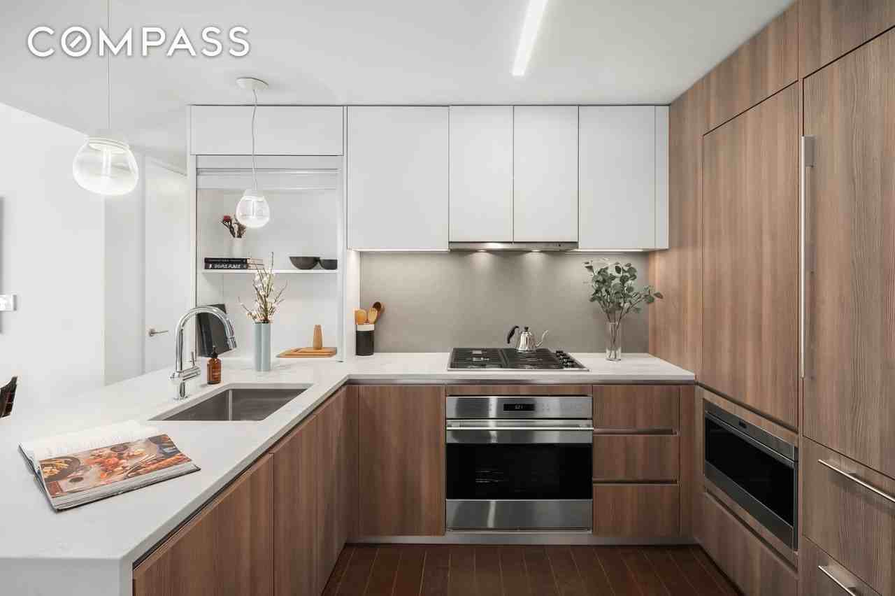 591 3rd Ave #17B - Photo 3 of 9