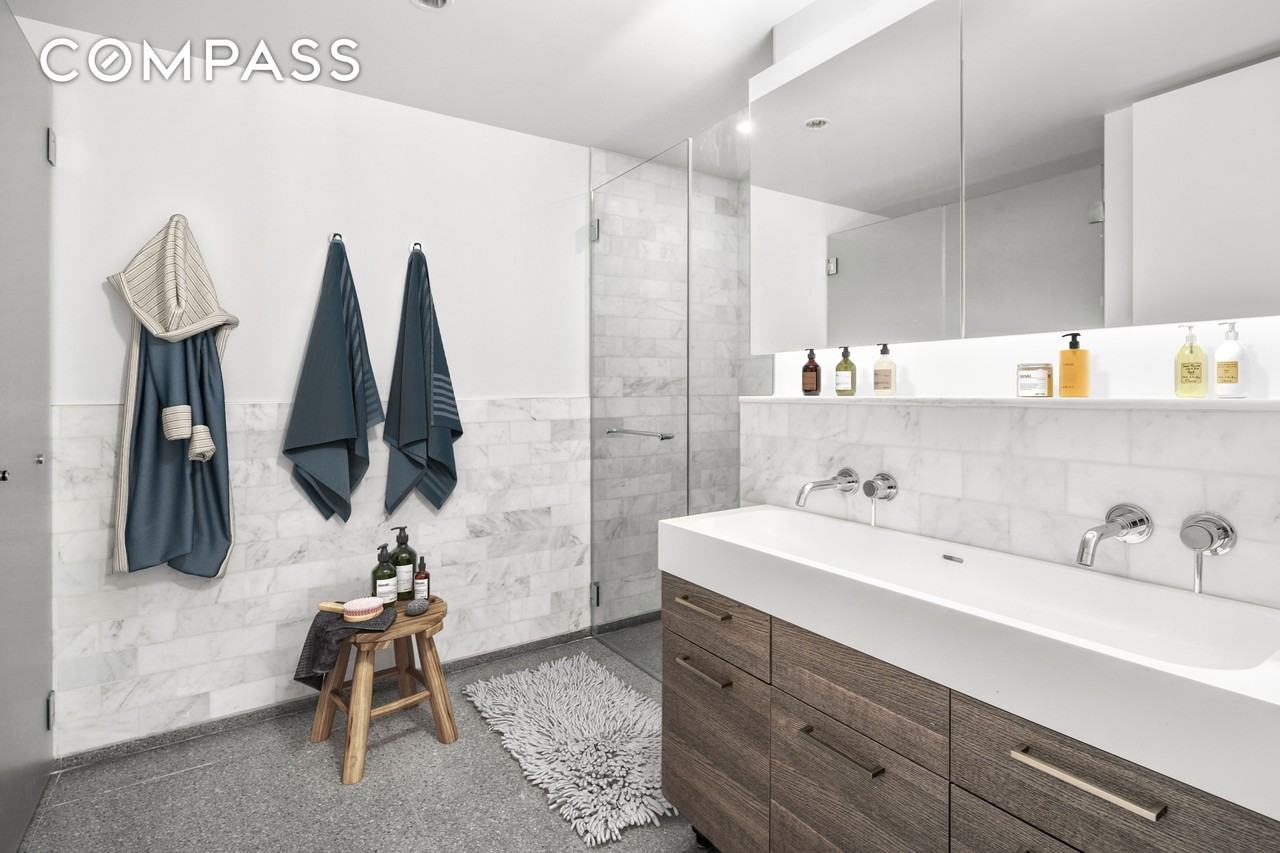 591 3rd Ave #17B - Photo 6 of 9