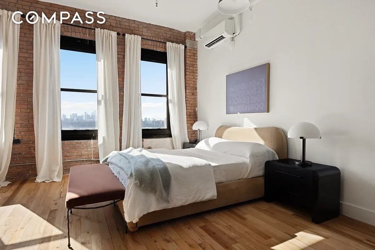 239 Banker St #1A - Photo 2 of 11